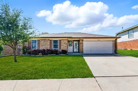 Royal Oak, BENBROOK, TX 76126