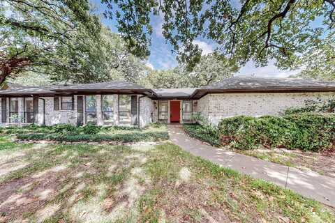 Commander, ARLINGTON, TX 76017