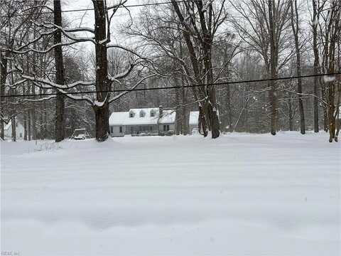 Amie, CHESAPEAKE, VA 23322