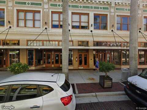 1St, FORT MYERS, FL 33901