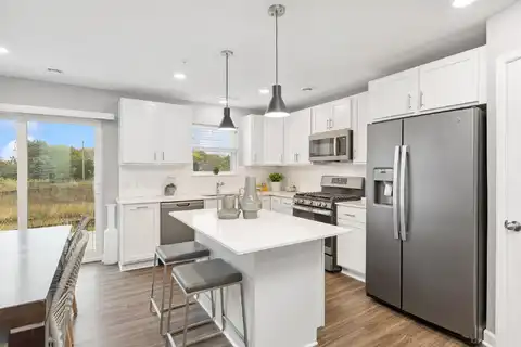 Wisteria, FARMINGTON, MN 55024