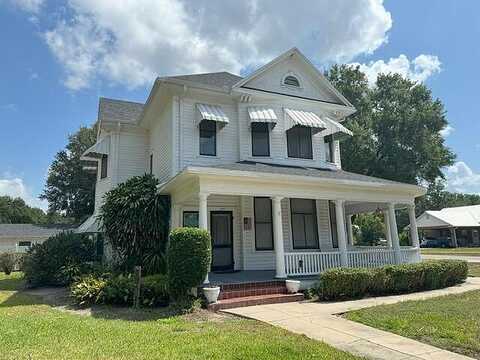 1St, FORT MEADE, FL 33841