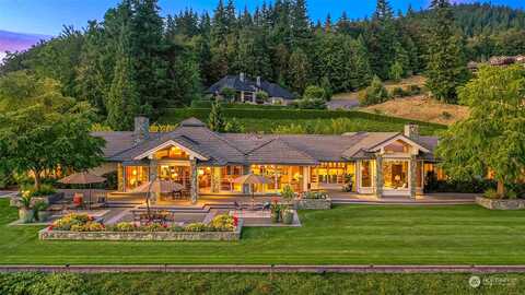 206Th, ISSAQUAH, WA 98027