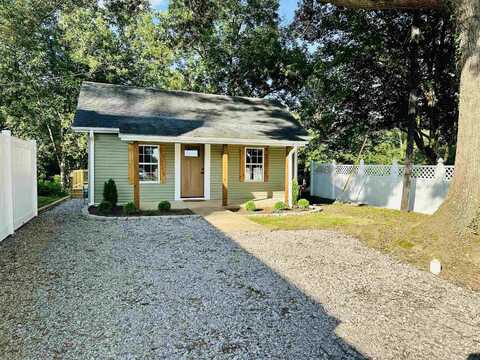 115 PHARR, Selmer, TN 38375