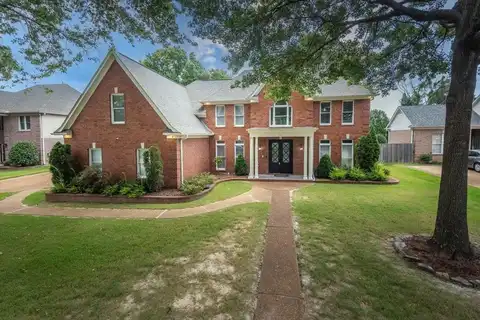 566 GREEN OAKS, Collierville, TN 38017