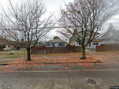 39Th, SEATTLE, WA 98118