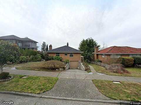 40Th, SEATTLE, WA 98136
