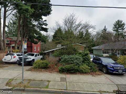 55Th, SEATTLE, WA 98105