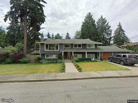 122Nd, KIRKLAND, WA 98034