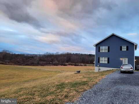 Brookside Rd, Pine Grove, PA 17963