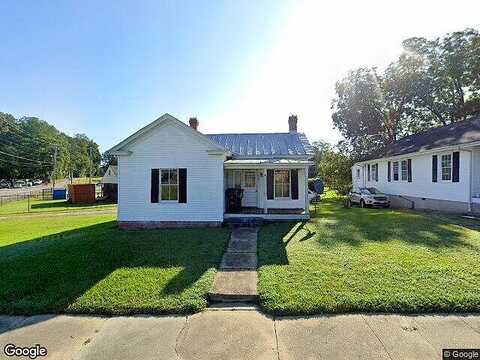 W Church St, Wakefield, VA 23888