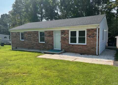 Hunter, BROOKNEAL, VA 24528
