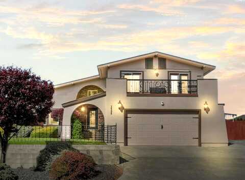Fern, OTHELLO, WA 99344