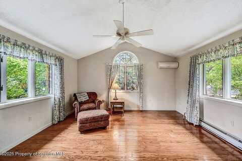 Terrace, SCRANTON, PA 18505