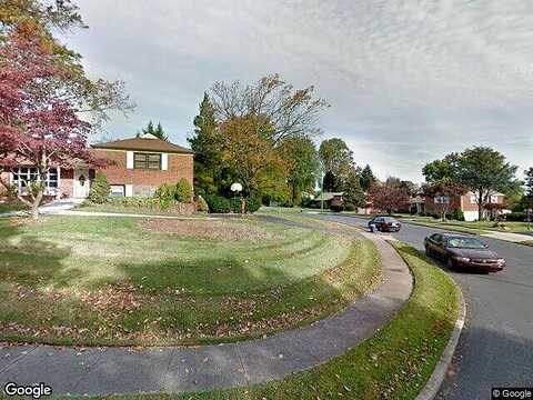 Bella Dr #2Md, Broomall, PA 19008