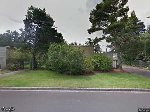 10Th, FLORENCE, OR 97439