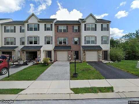 Katelyn, NEW OXFORD, PA 17350