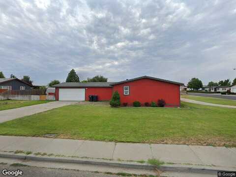 Hugo, PASCO, WA 99301