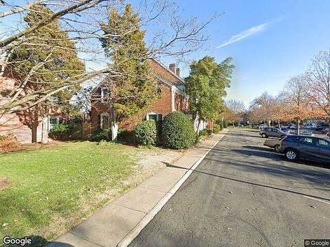 36Th, ARLINGTON, VA 22206