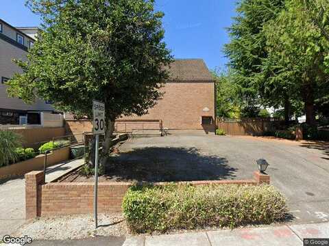 100Th, BELLEVUE, WA 98004
