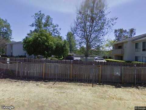 White Oak, ESCONDIDO, CA 92027