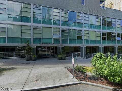 Terry, SEATTLE, WA 98121