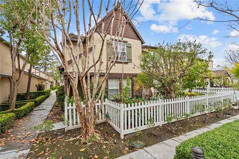 Three Vines, LADERA RANCH, CA 92694