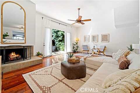 Newcastle, ENCINO, CA 91316