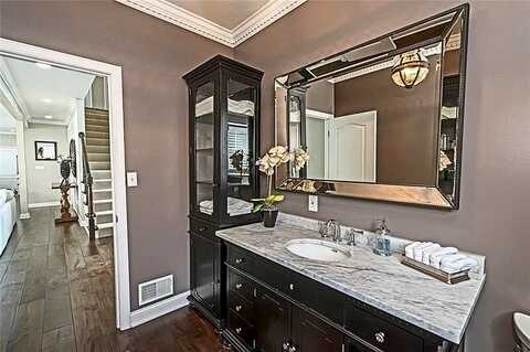 Hedgerow, VENETIA, PA 15367