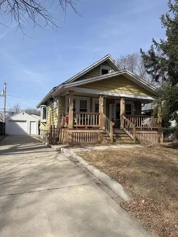 72Nd, MILWAUKEE, WI 53210