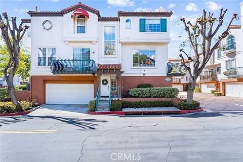 Nicklaus, TUSTIN, CA 92782