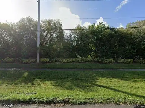 1St, PEMBROKE PINES, FL 33027