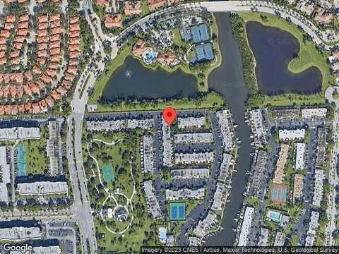 24Th, HALLANDALE BEACH, FL 33009