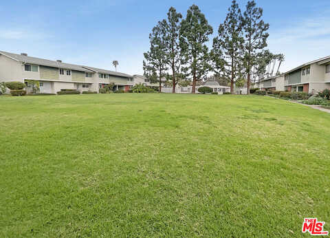 Tustin, SANTA ANA, CA 92705
