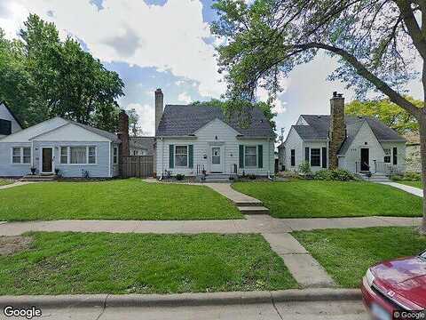 Pinehurst, SAINT PAUL, MN 55116