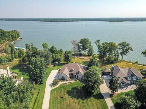 Half Moon Bay, NEW LISBON, WI 53950