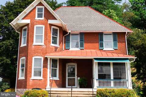 Main, PARKESBURG, PA 19365