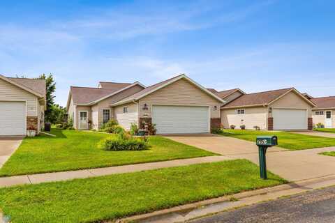 35Th, MOORHEAD, MN 56560