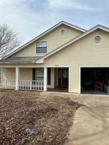 Comanche, GRANBURY, TX 76048