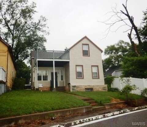 235 Military Road, Saint Louis, MO 63125
