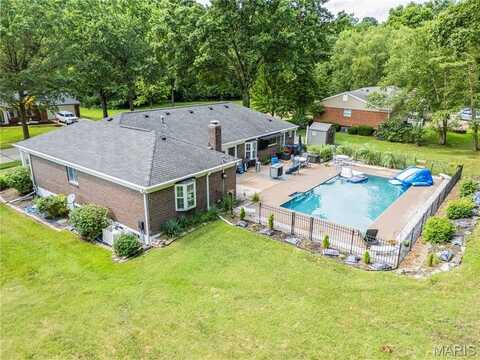 10829 Forest Path Drive, Sunset Hills, MO 63128