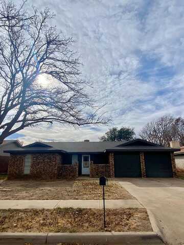 1St, LUBBOCK, TX 79416