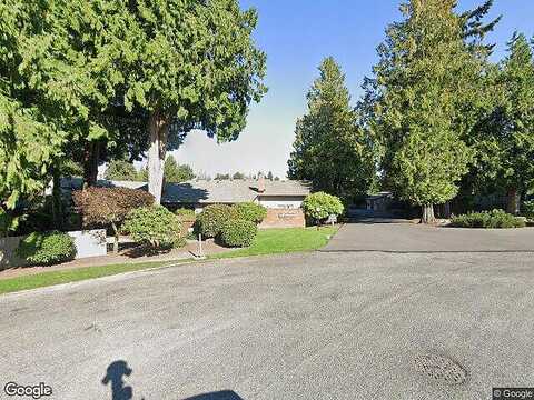 Gwen, BURLINGTON, WA 98233