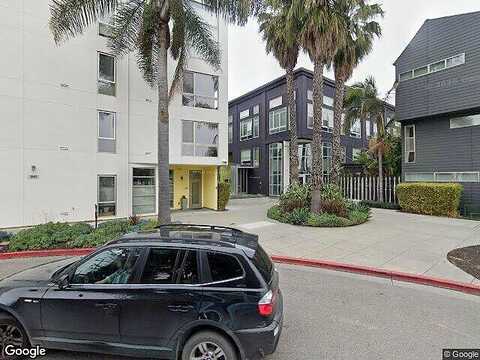 Pine, OAKLAND, CA 94607