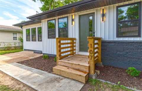 107 Hull Drive, Waynesville, MO 65583