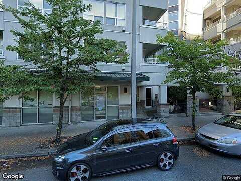 110Th, BELLEVUE, WA 98004