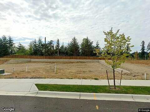 137Th Ave Se #4, Newcastle, WA 98059