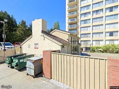 8Th, SEATTLE, WA 98105