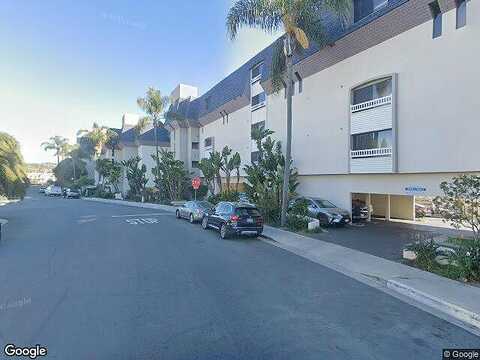 Crown Point, SAN DIEGO, CA 92109