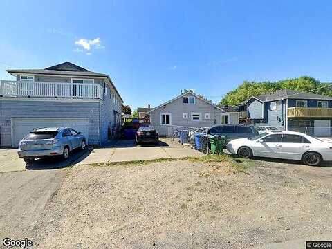 S Holly Park Dr #4, Seattle, WA 98118